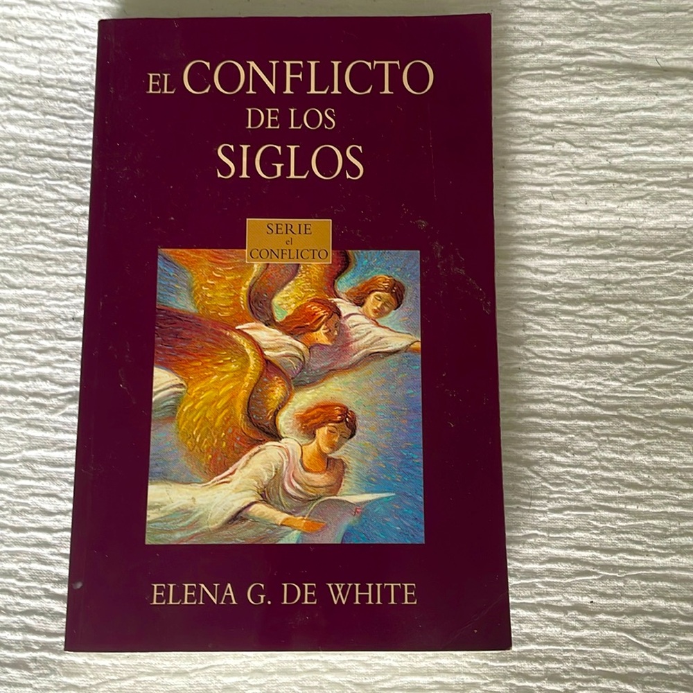 El Conflicto de los Siglos -
Tapa blanda de Ellen G. White